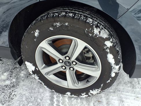 Certified 2024 Ford Edge SEL w/ Convenience Package image 11