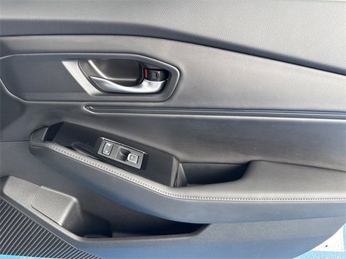 Certified 2025 Honda Accord Touring image 34