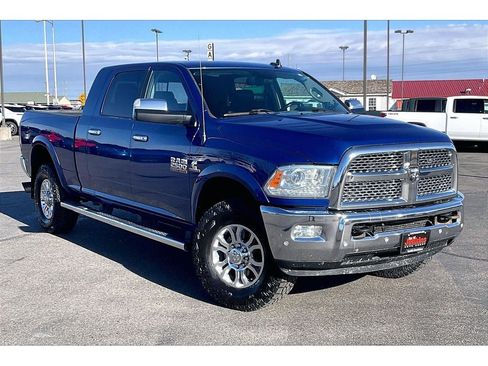 Used 2017 RAM 2500 Laramie image 2