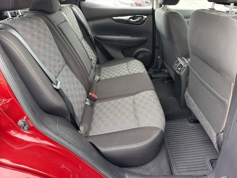 Used 2019 Nissan Rogue Sport SV FWD image 26