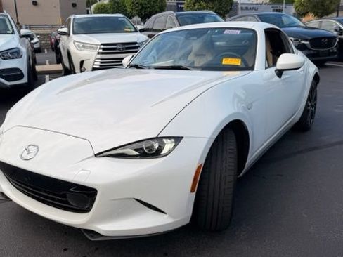 Certified 2025 MAZDA MX-5 Miata RF Grand Touring RWD image 6