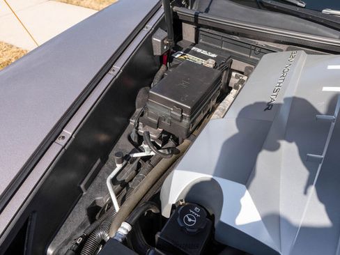 Used 2004 Cadillac XLR image 27