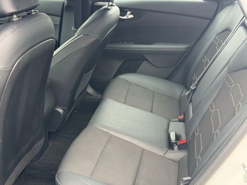 Used 2023 Kia Forte GT-Line w/ GT-Line Premium Package image 14