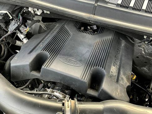 Used 2019 Ford F150 Lariat w/ Trailer Tow Package image 31