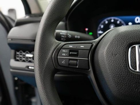 Certified 2025 Honda Accord SE image 16