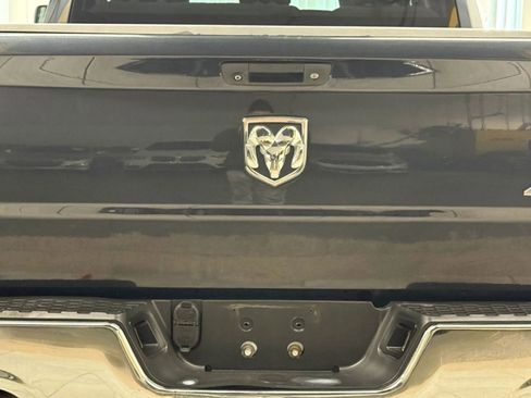 Used 2018 RAM 1500 Express w/ Express Value Package AWD/4WD image 11