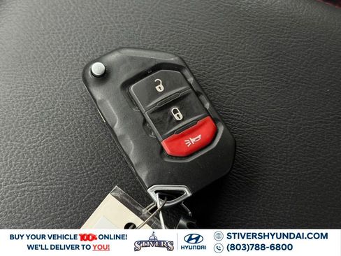 Used 2021 Jeep Gladiator Rubicon image 39