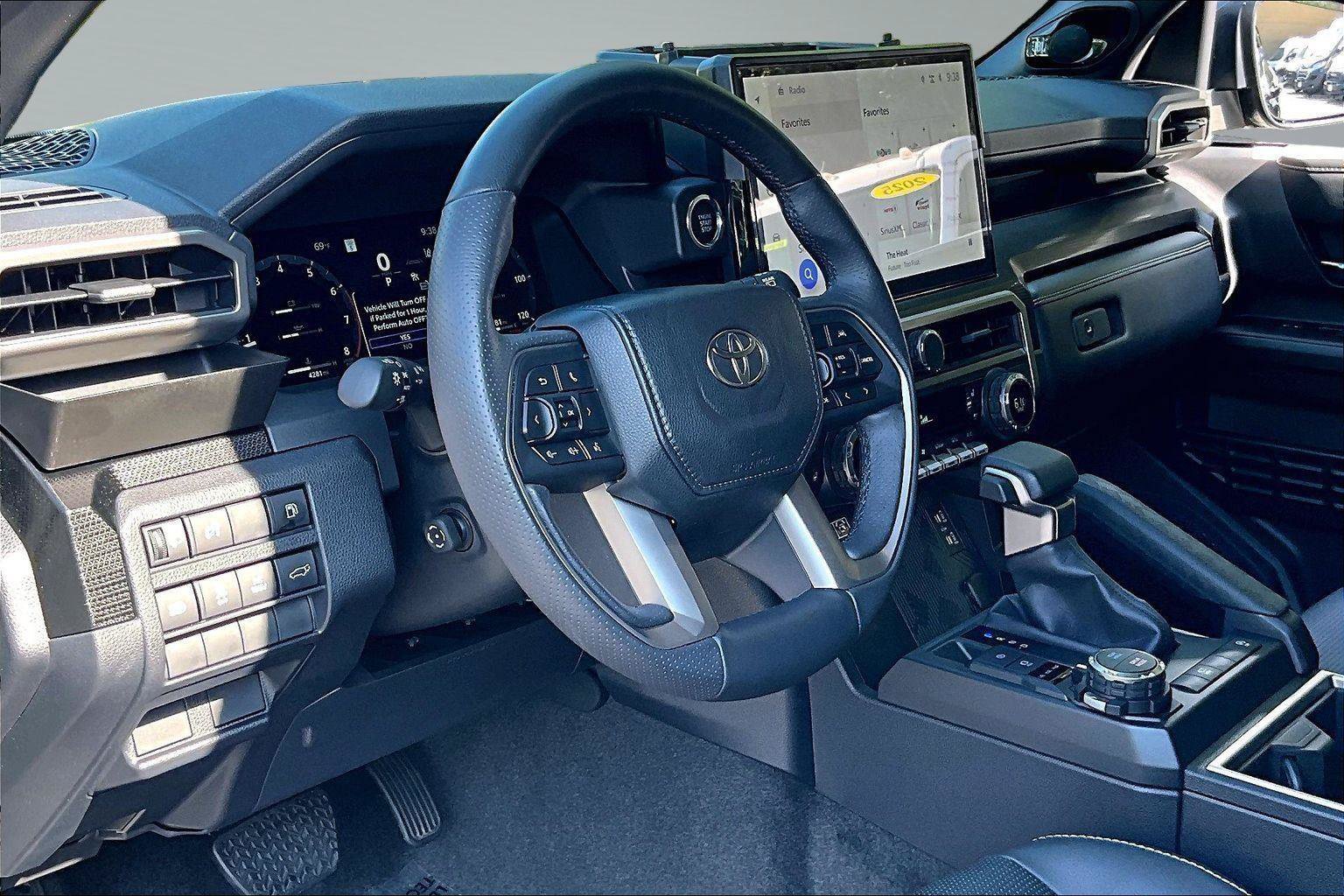 Used 2025 Toyota 4Runner Limited AWD/4WD image 14
