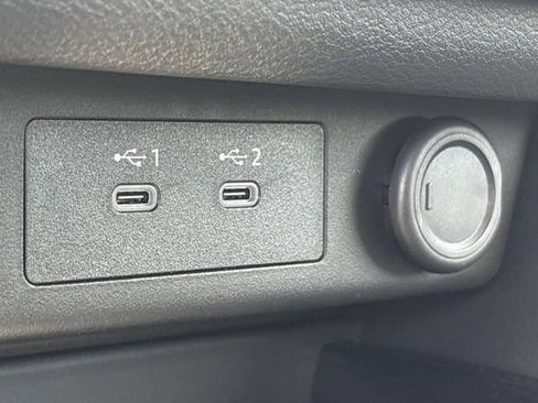 Used 2026 Nissan Rogue SV FWD image 13