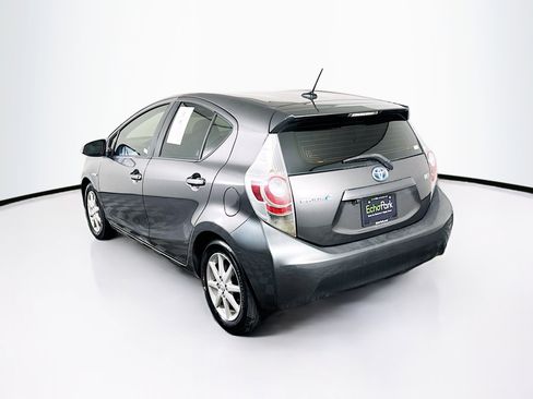 Used 2013 Toyota Prius C Three image 5