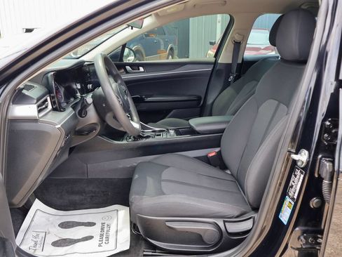 Used 2022 Kia K5 LXS FWD image 7