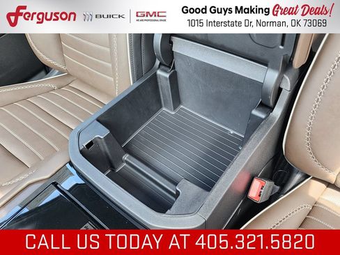 New 2026 GMC Yukon Denali Ultimate AWD/4WD image 39