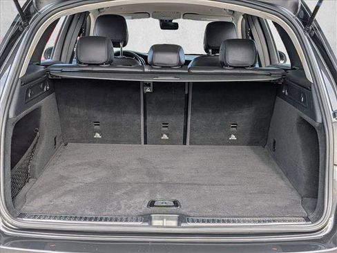 Used 2021 Mercedes-Benz GLC 300 image 6