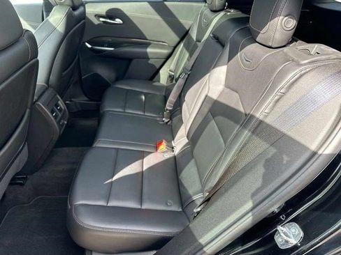 Certified 2023 Cadillac XT4 Sport w/ Cold Weather Package AWD/4WD image 11