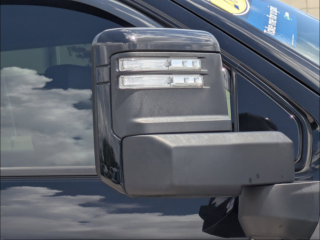 Used 2021 GMC Sierra 2500 AT4 w/ AT4 Preferred Package AWD/4WD image 11
