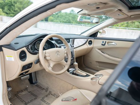 Used 2008 Mercedes-Benz CLS 63 AMG image 13