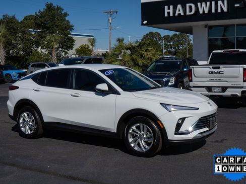 Used 2024 Buick Envista Preferred w/ Convenience II Package image 1