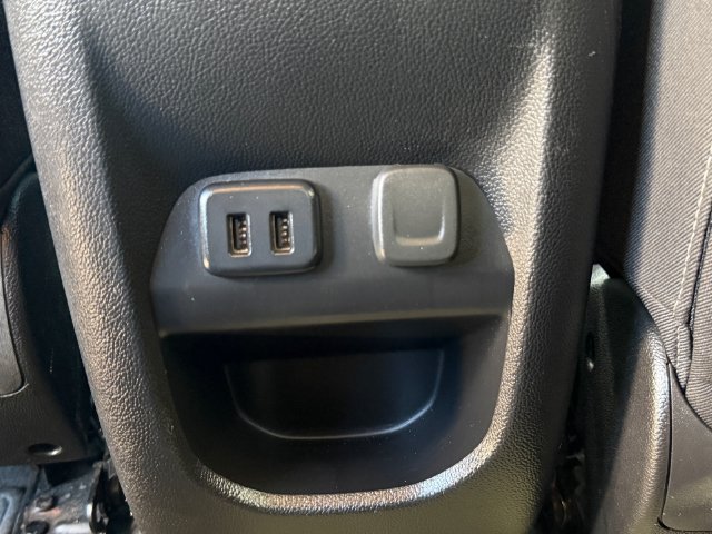Used 2018 Chevrolet Colorado LT RWD image 15