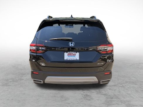 Certified 2023 Honda Pilot Elite image 5