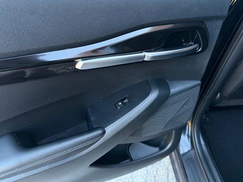 Used 2022 Kia Seltos EX image 17