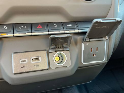 New 2025 Chevrolet Silverado 1500 Custom image 34