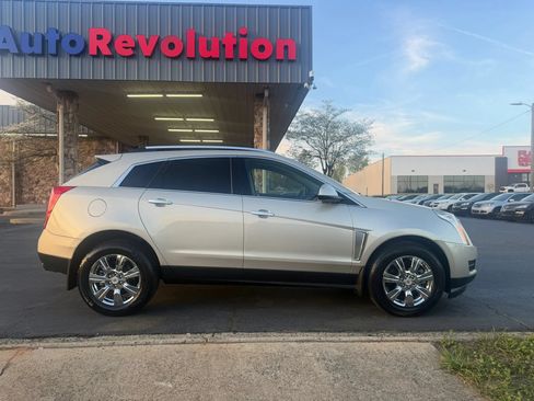 Used 2016 Cadillac SRX Luxury w/ Driver Awareness Package FWD image 8