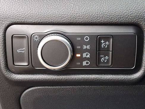 Certified 2023 Ford Explorer XLT AWD/4WD image 25