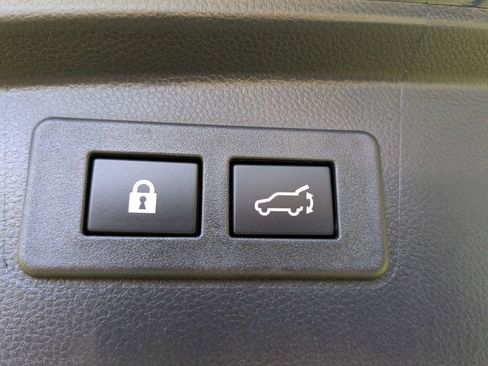 Certified 2025 Subaru Outback Premium AWD/4WD image 13