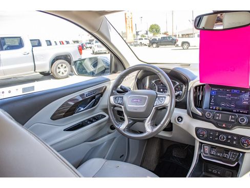 Used 2020 GMC Terrain Denali w/ Denali Premium Package AWD/4WD image 22