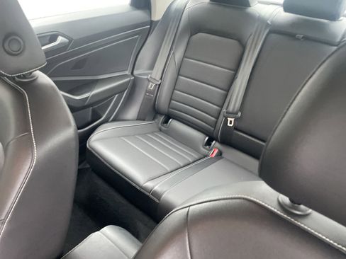 Used 2024 Volkswagen Jetta SE FWD image 23