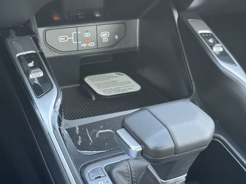 New 2026 Kia Sorento S w/ S Panoramic Sunroof Package FWD image 23