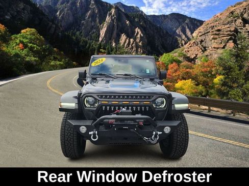 Used 2024 Jeep Wrangler Unlimited Rubicon 4xe image 7