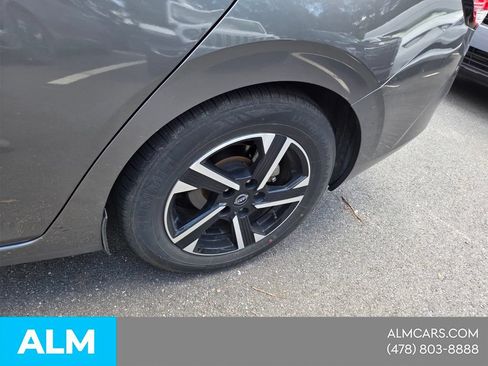 Used 2024 Nissan Sentra SV FWD image 5
