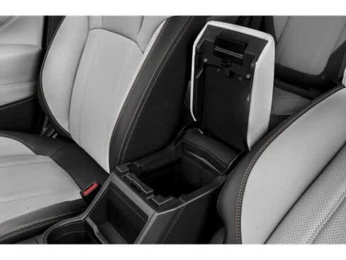 Used 2019 Subaru Forester Limited AWD/4WD image 17