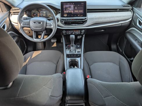 Used 2024 Jeep Compass Sport AWD/4WD image 22