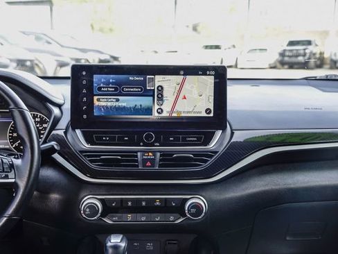 Used 2023 Nissan Altima 2.5 SR w/ SR Premium Package image 15