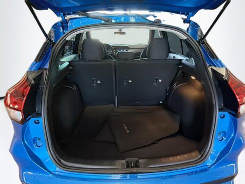Used 2023 Nissan Kicks SV FWD image 30