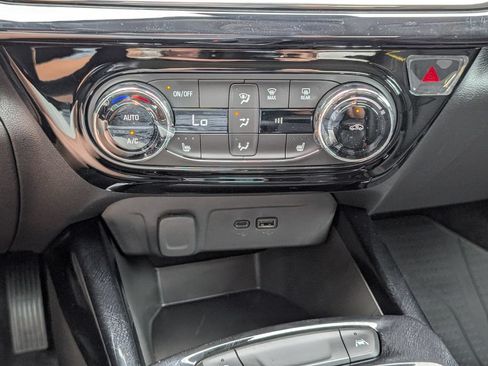 New 2026 Chevrolet Trax ACTIV w/ Driver Confidence Package FWD image 20