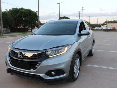 Used 2019 Honda HR-V EX-L image 12