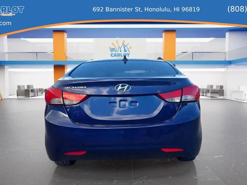 Used 2013 Hyundai Elantra GLS w/ Preferred Pkg FWD image 4