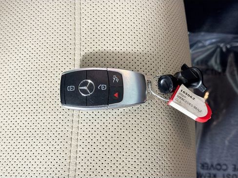 Used 2020 Mercedes-Benz GLS 580 4MATIC image 44