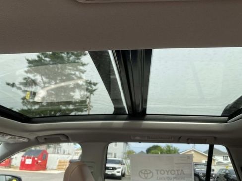 New 2026 Toyota Grand Highlander AWD image 9