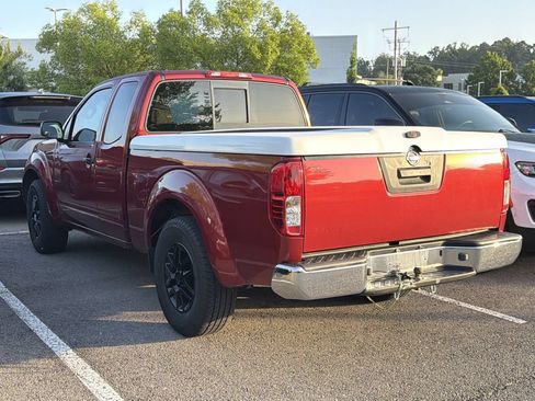 Used 2016 Nissan Frontier SV RWD image 3