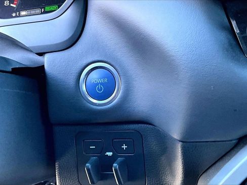 Used 2024 Toyota Tundra Platinum image 27