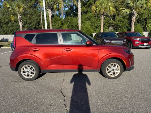 Certified 2024 Kia Soul LX w/ Option Group 015 FWD image 3