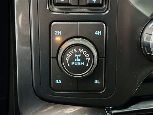 Used 2022 Ford F150 Lariat image 26