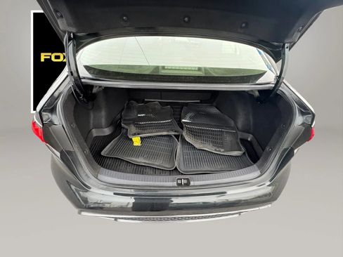 Used 2022 Toyota Corolla SE FWD image 17