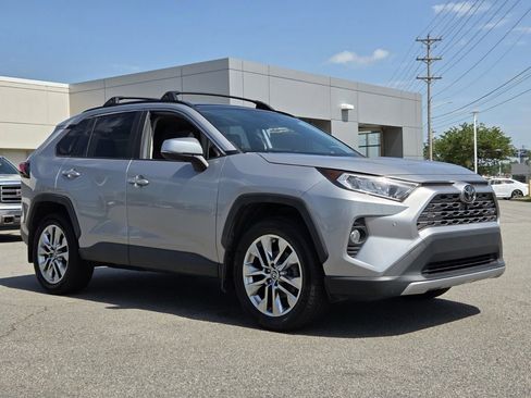 Used 2021 Toyota RAV4 Limited FWD image 7