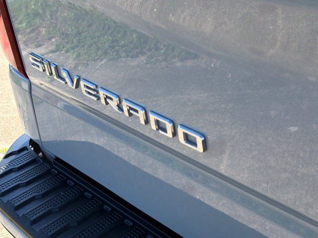 Used 2024 Chevrolet Silverado 1500 RST RWD image 12