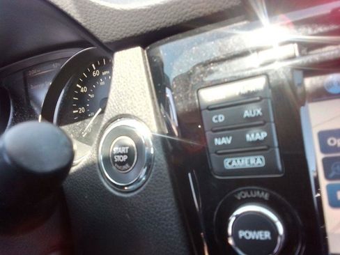 Used 2017 Nissan Rogue Sport SL FWD image 14